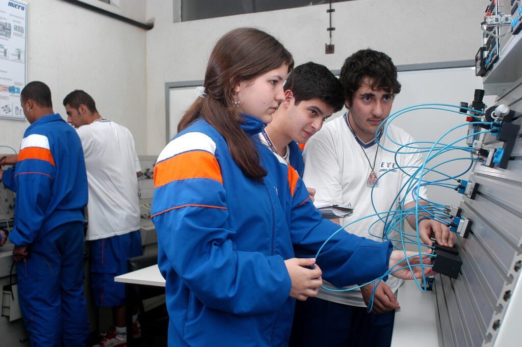 Como Fazer Inscrição na Escola Técnica de Santa Maria DF