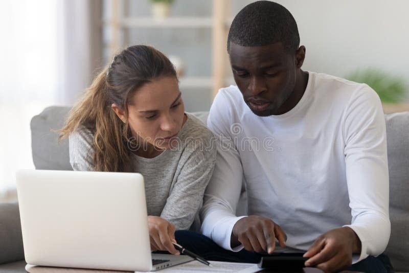 Como Criar uma Planilha para Dividir Despesas entre Casal