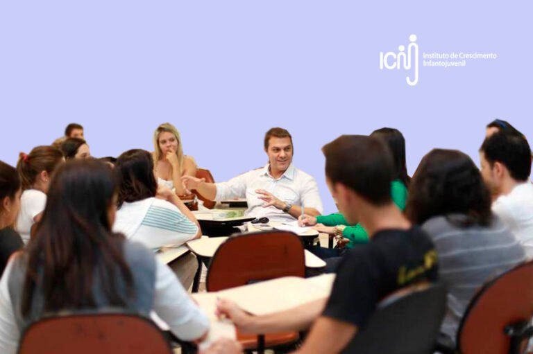 Quais são as principais críticas ao novo ensino médio no Brasil