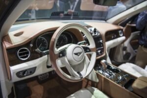 interior de carro moderno e elegante