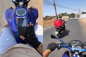 motorista de aplicativo em acao na cidade