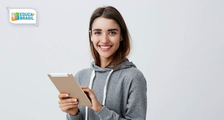 Como posso recuperar meu nome de usuário ou e-mail perdido