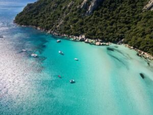 praia paradisiaca do passa e fica