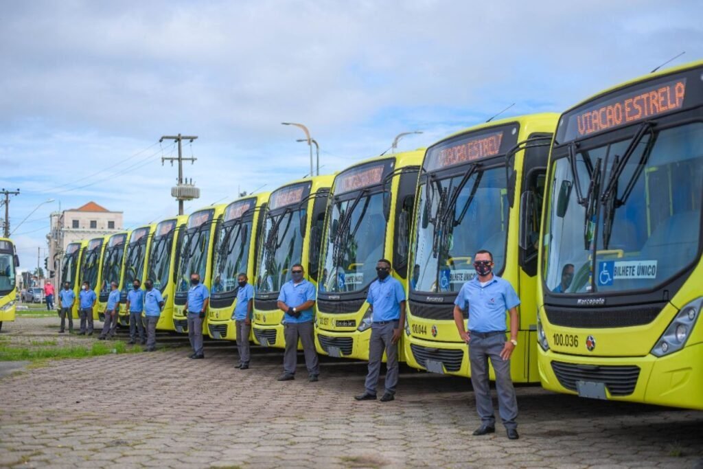 transporte publico em sao luis onibus em acao